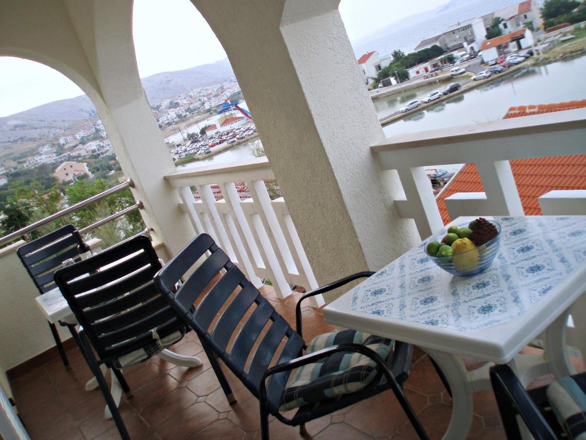 Apartments Tatjana Pag Bagian luar foto