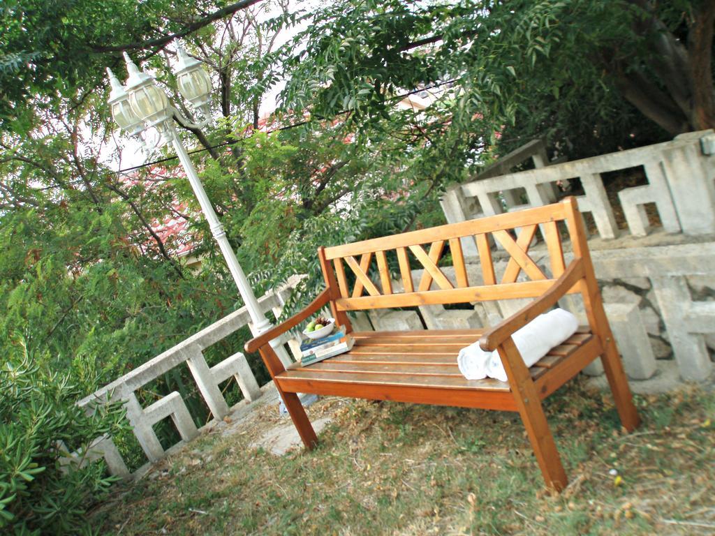 Apartments Tatjana Pag Bagian luar foto